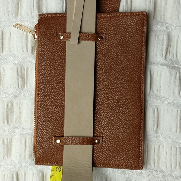 Vince Camuto Wallet Belt - Picture 5 of 5